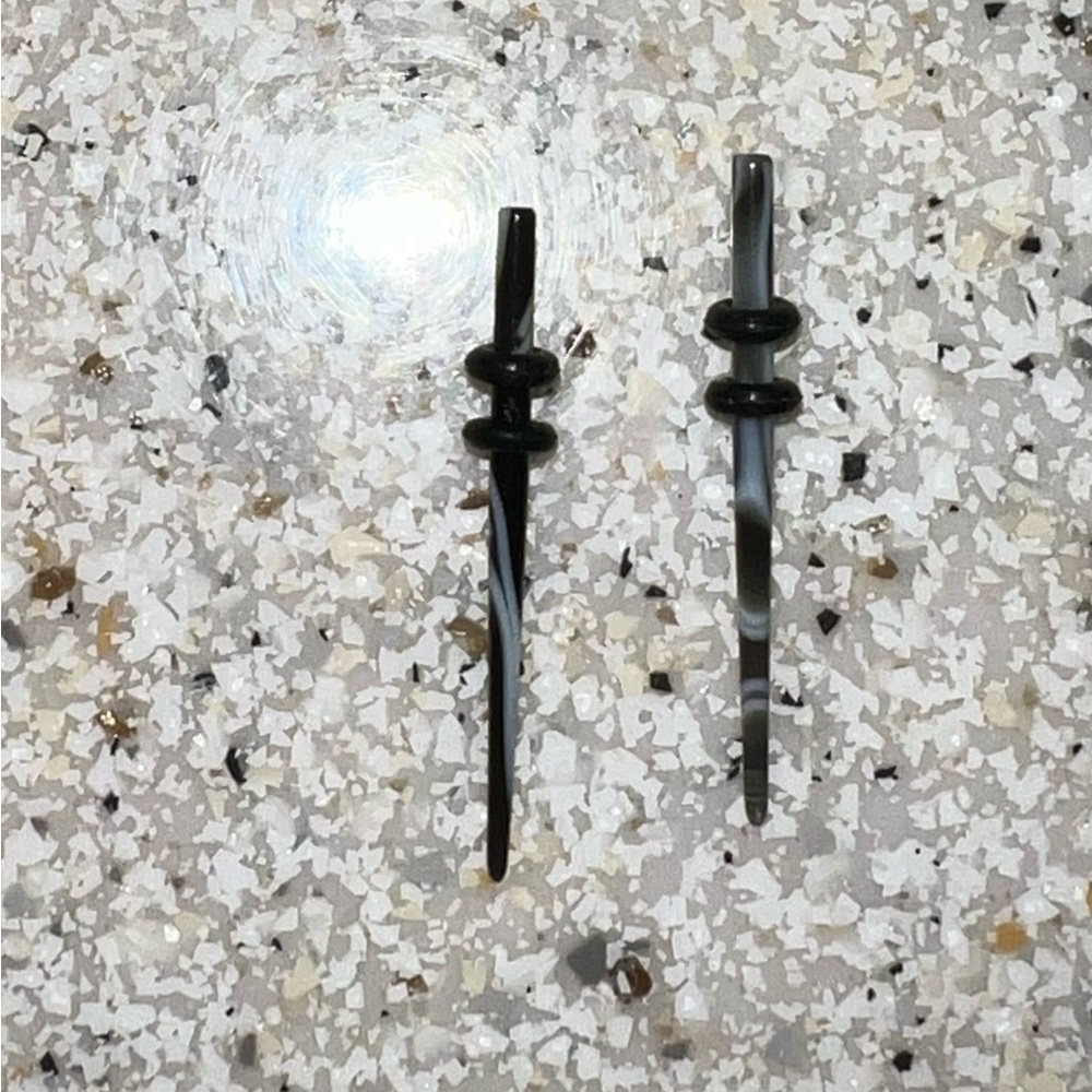 Women’s gaged earring lot